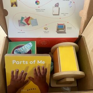 Lovevery the senser kit! Months 5-6.